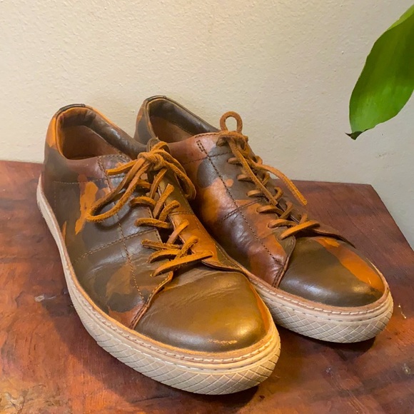 Not for sale Frye Lace Leather camo dress Sneaker Cognac brown Size 10 - Picture 3 of 5